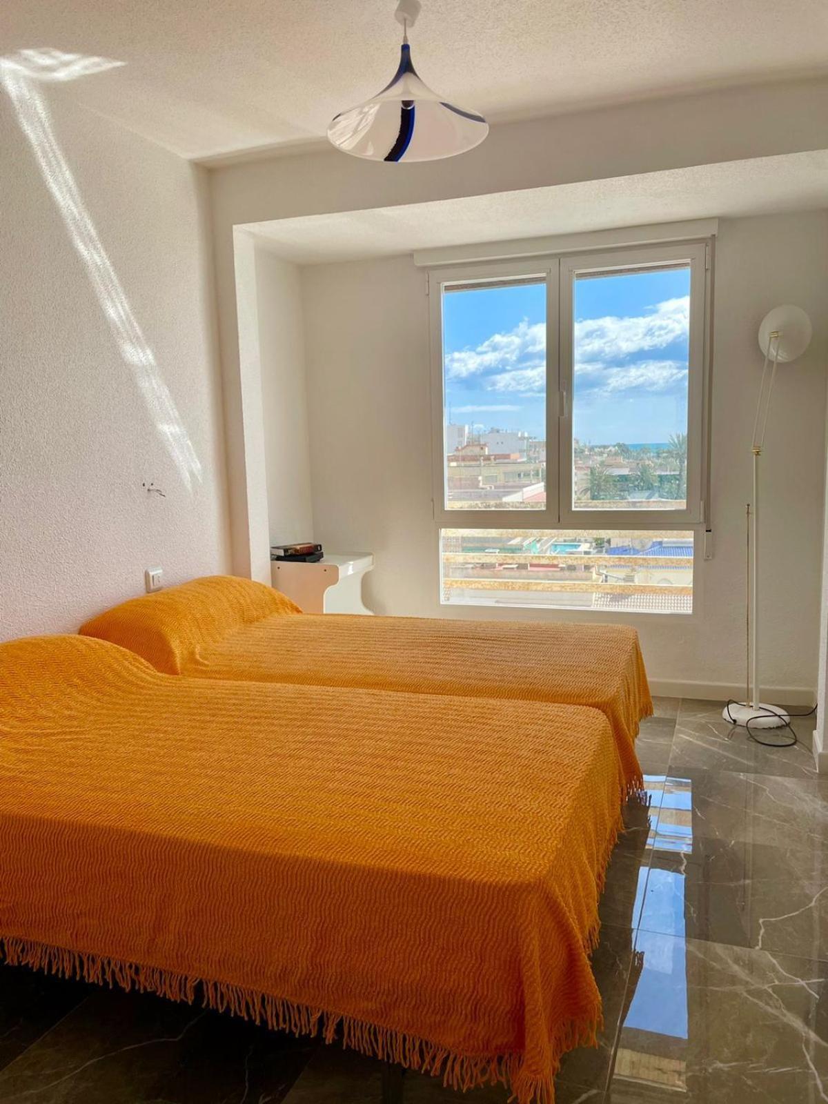 Sea Breeze Apartment Santa Pola Bagian luar foto